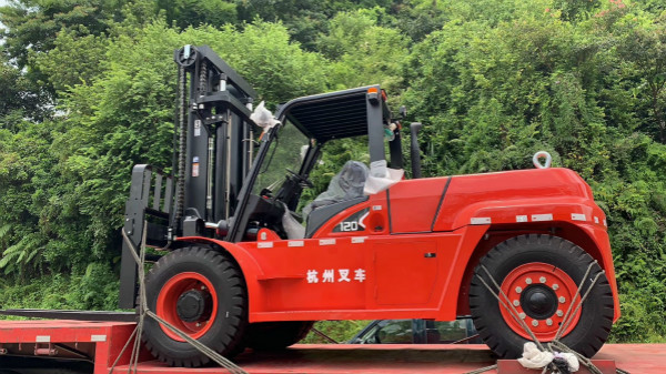 內(nèi)燃叉車動力不足？機(jī)油要保養(yǎng)！